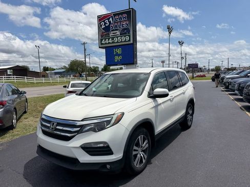 Used 2018 Honda Pilot EX image 8