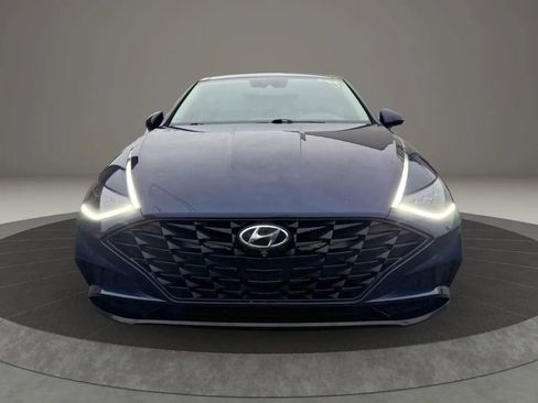 Used 2021 Hyundai Sonata Limited w/ Winter Weather Package image 2