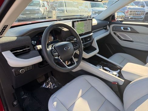 New 2026 Ford Explorer Platinum w/ LUX Leather Package image 11