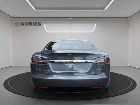 Used 2018 Tesla Model S 100D image 4