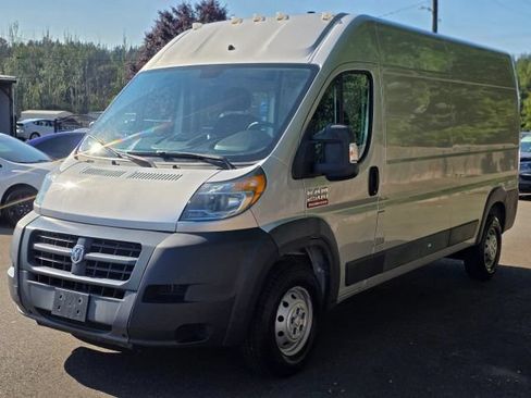 Used 2014 RAM ProMaster 2500 FWD image 3