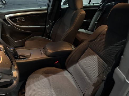 Used 2014 Ford Taurus SEL image 21