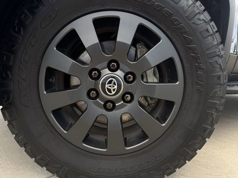 Certified 2025 Toyota Land Cruiser w/ Premium Package AWD/4WD image 9