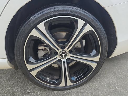 Used 2023 Mercedes-Benz C 300 4MATIC Sedan image 31