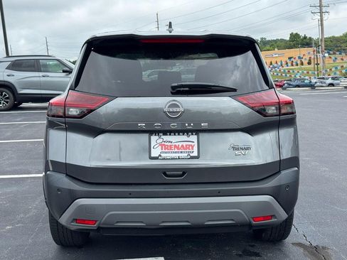 Used 2022 Nissan Rogue SV FWD image 4