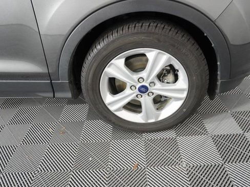 Used 2015 Ford Escape SE w/ Equipment Group 201A image 15