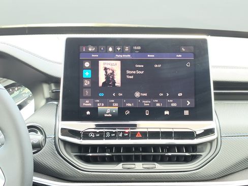New 2026 Jeep Compass Latitude AWD/4WD image 13