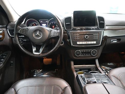 Used 2019 Mercedes-Benz GLS 450 4MATIC w/ Premium 1 Package image 11
