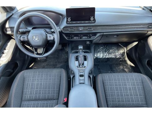 Certified 2025 Honda HR-V Sport image 15