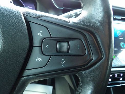 Used 2023 Chevrolet Bolt LT w/ Infotainment Package image 24