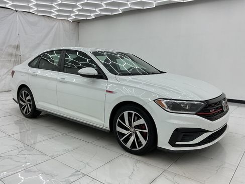 Used 2019 Volkswagen Jetta GLI FWD image 7