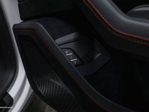 Used 2023 Lamborghini Urus Performante AWD/4WD image 45