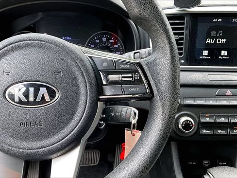 Used 2020 Kia Sportage LX FWD image 11