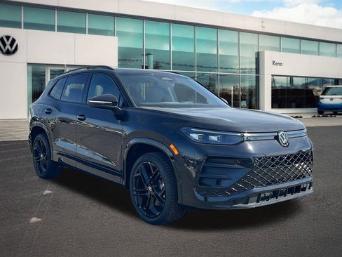 New 2026 Volkswagen Tiguan SE R-Line image 3