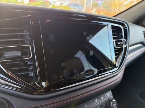 Used 2024 Dodge Durango GT image 18