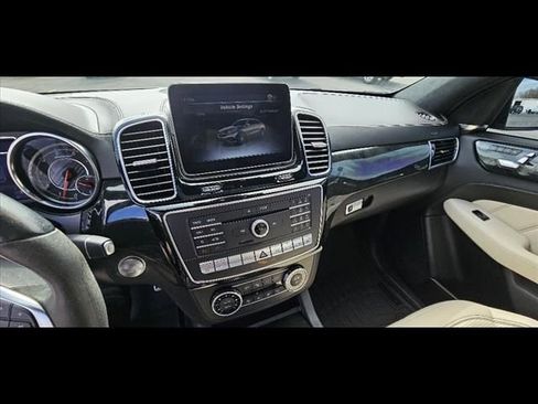 Used 2019 Mercedes-Benz GLE 63 AMG S image 21