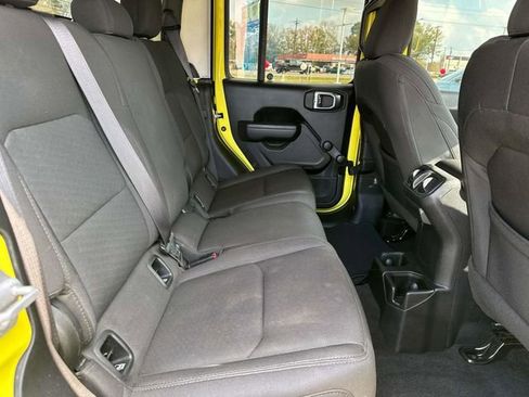 Used 2023 Jeep Gladiator Sport w/ Trailer Tow Package image 12