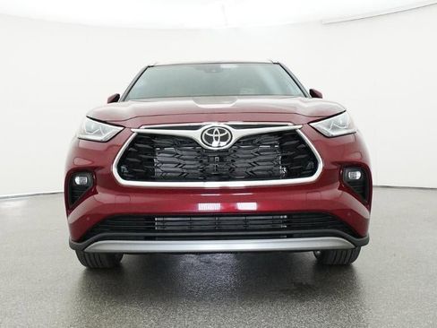 New 2026 Toyota Highlander Platinum image 31
