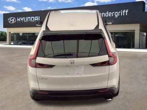 Used 2023 Honda CR-V LX image 5