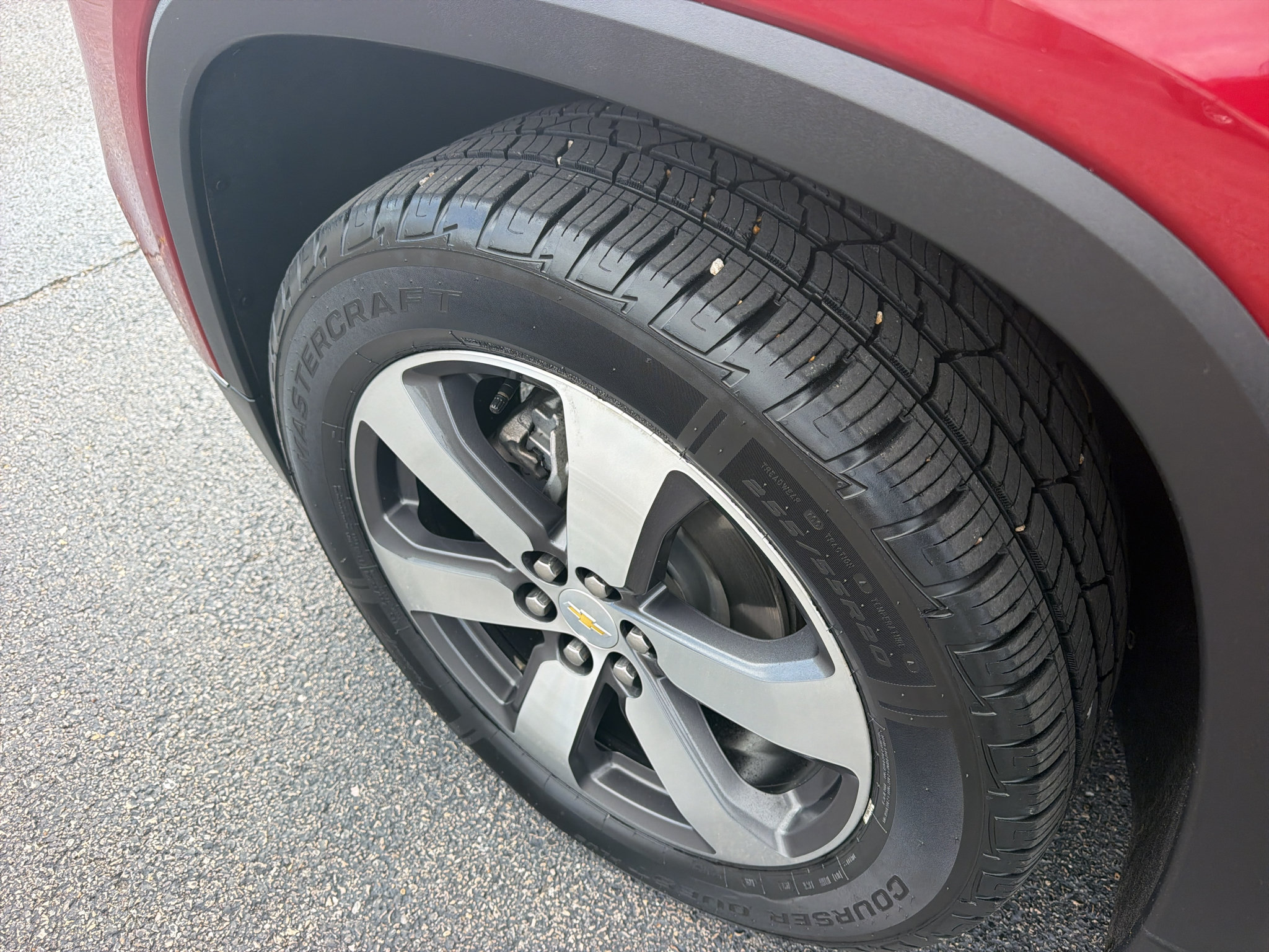 Used 2021 Chevrolet Traverse LT w/ LT Premium Package AWD/4WD image 8