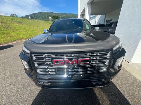 Used 2026 GMC Canyon Denali AWD/4WD image 2