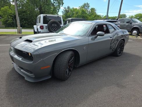 Used 2023 Dodge Challenger SRT Hellcat RWD image 16