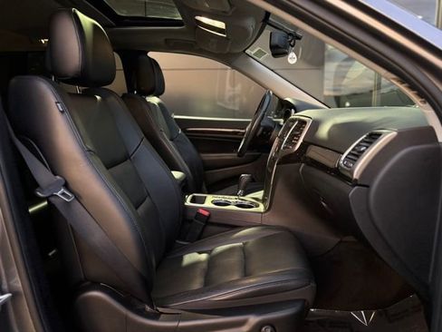 Used 2012 Jeep Grand Cherokee Laredo image 71