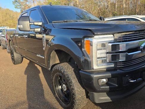 Used 2019 Ford F250 Limited w/ FX4 Off-Road Package AWD/4WD image 1