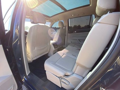 Used 2021 Volkswagen Atlas SE w/ Panoramic Sunroof Package AWD/4WD image 22