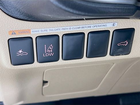 Used 2016 Mitsubishi Outlander GT image 10