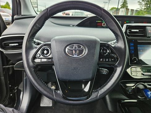 Used 2019 Toyota Prius XLE AWD/4WD image 20