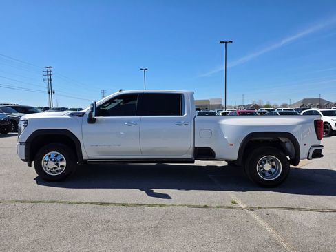 Used 2024 GMC Sierra 3500 Denali w/ Denali Reserve Package image 4