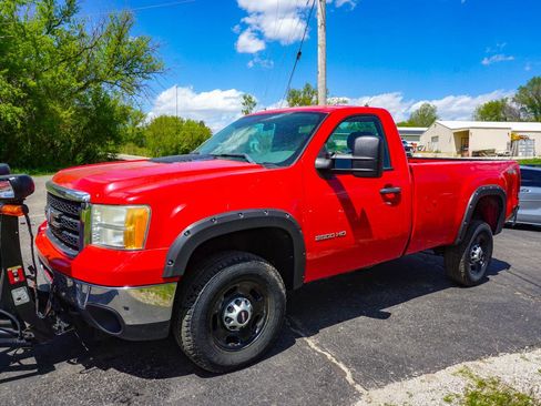 Used 2012 GMC Sierra 2500 W/T w/ Snow Plow Prep Package AWD/4WD image 8