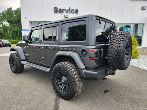 Used 2018 Jeep Wrangler Unlimited Sport S AWD/4WD image 11