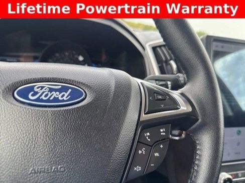 Used 2024 Ford Edge SEL AWD/4WD image 16