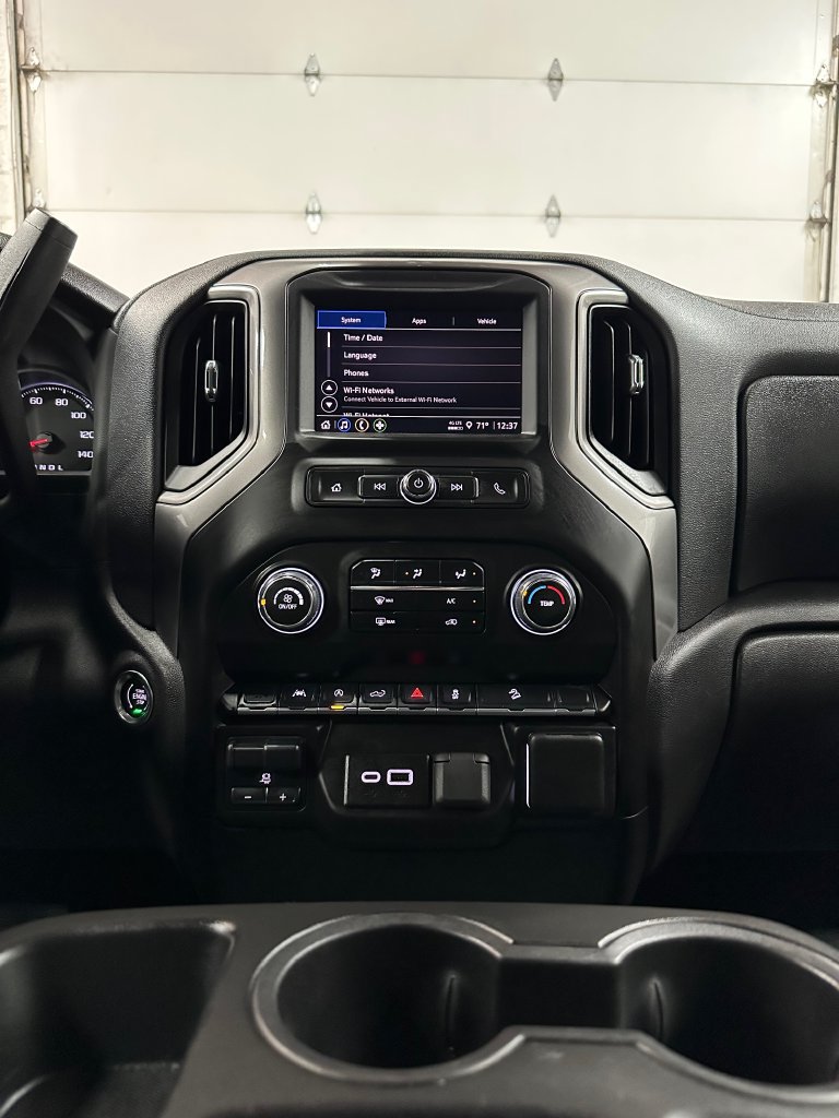 Used 2025 Chevrolet Silverado 1500 Custom Trail Boss AWD/4WD image 23