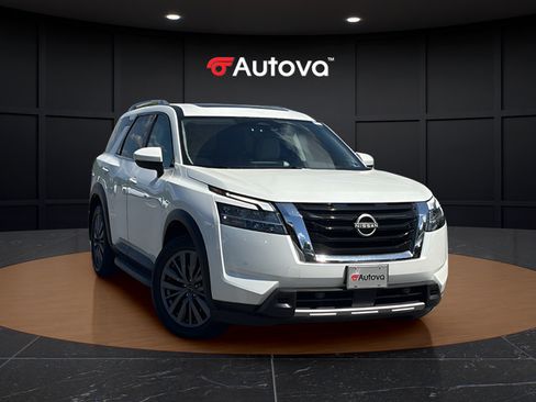 Used 2023 Nissan Pathfinder SL w/ SL Premium Package AWD/4WD image 7