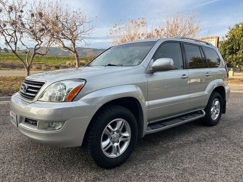 Used 2005 Lexus GX 470 image 4