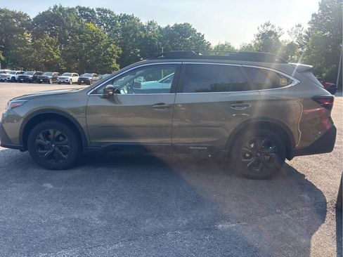Used 2020 Subaru Outback Onyx Edition XT AWD/4WD image 4
