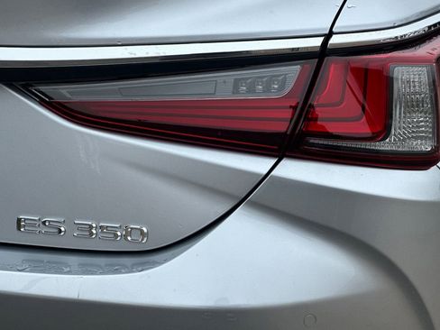 Certified 2024 Lexus ES 350 w/ Premium Package image 30