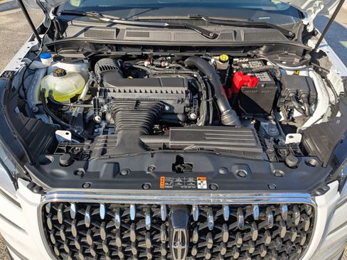 New 2026 Lincoln Corsair Reserve image 14