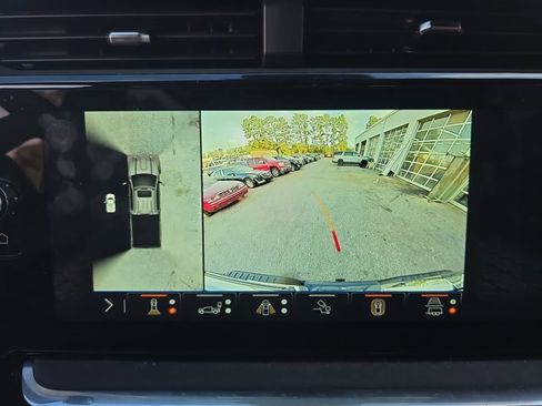 Used 2025 GMC Sierra 2500 Denali Ultimate w/ Max Trailering Package image 23