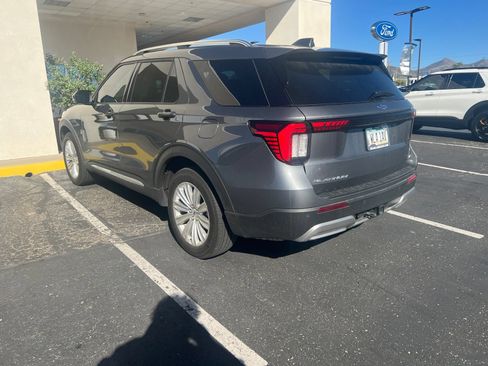 Certified 2025 Ford Explorer Platinum w/ LUX Leather Package AWD/4WD image 3