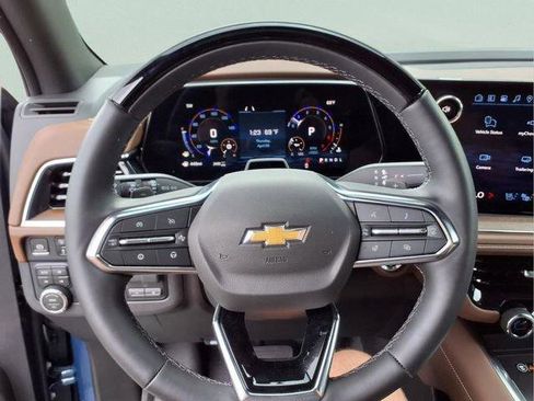 New 2026 Chevrolet Suburban High Country AWD/4WD image 23