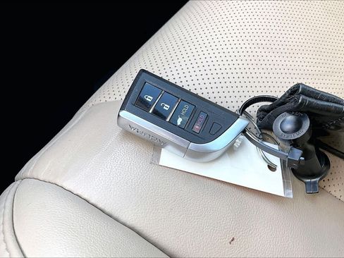 Used 2024 Acura MDX FWD w/ Technology Package image 15