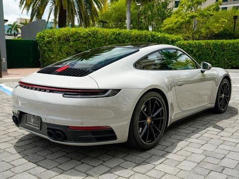 Used 2021 Porsche 911 Carrera 4 image 28