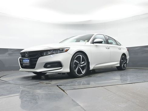 Used 2020 Honda Accord Sport image 25