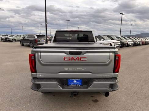 Used 2024 GMC Sierra 3500 Denali w/ Denali Reserve Package image 6