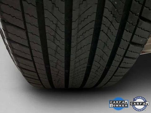 Used 2025 GMC Sierra 1500 SLT image 97