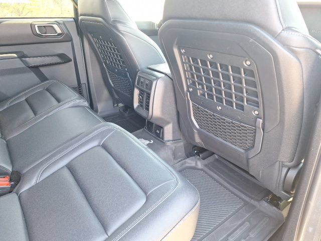 Used 2025 Ford Bronco Badlands AWD/4WD image 22
